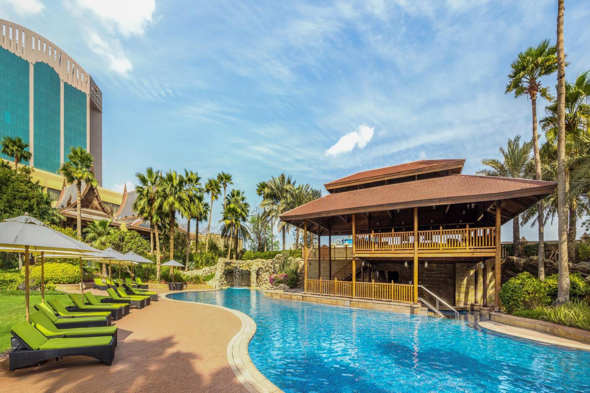 Hotel Gulf Bahrain Convention And Manama