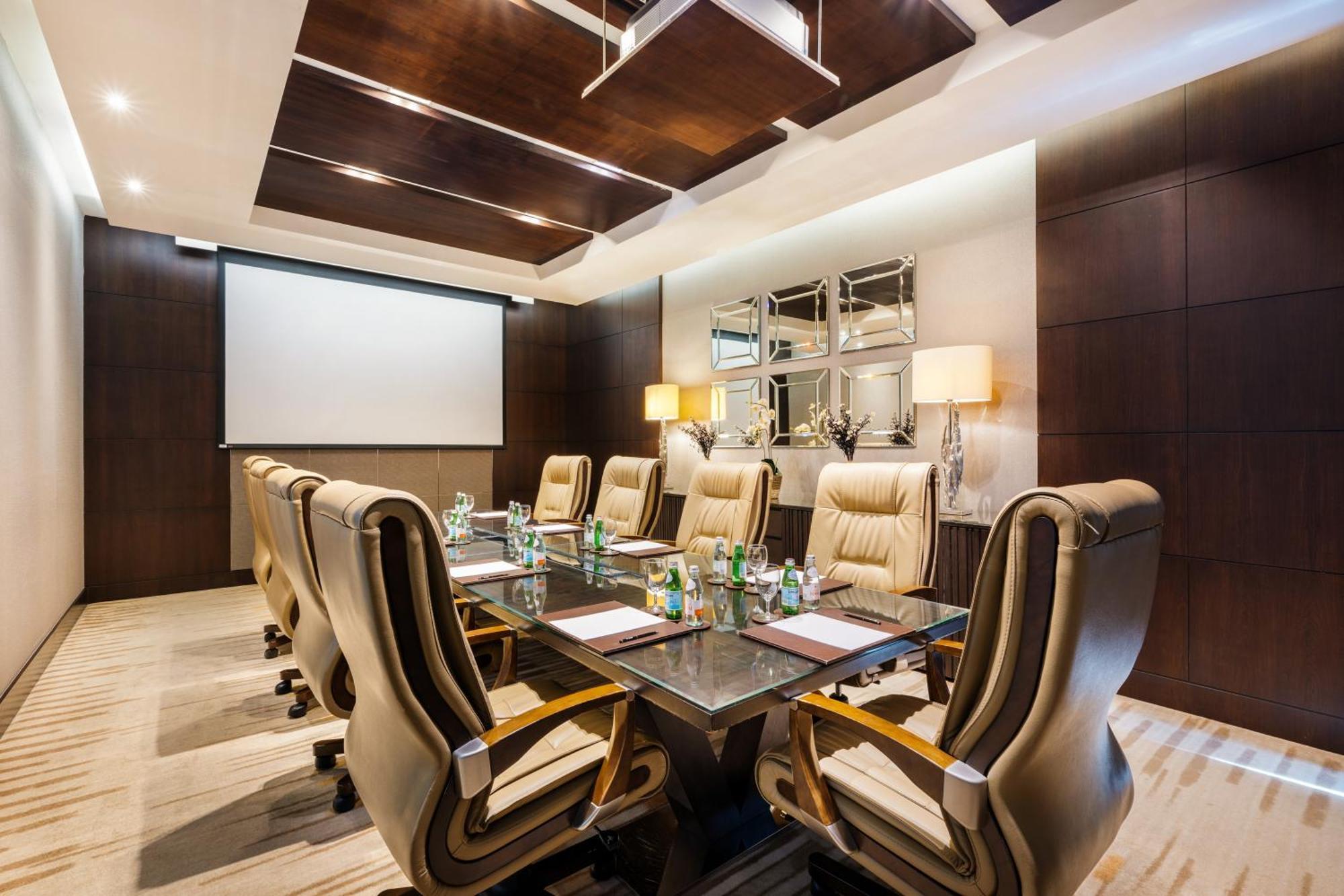 Gulf Bahrain Convention And Manama