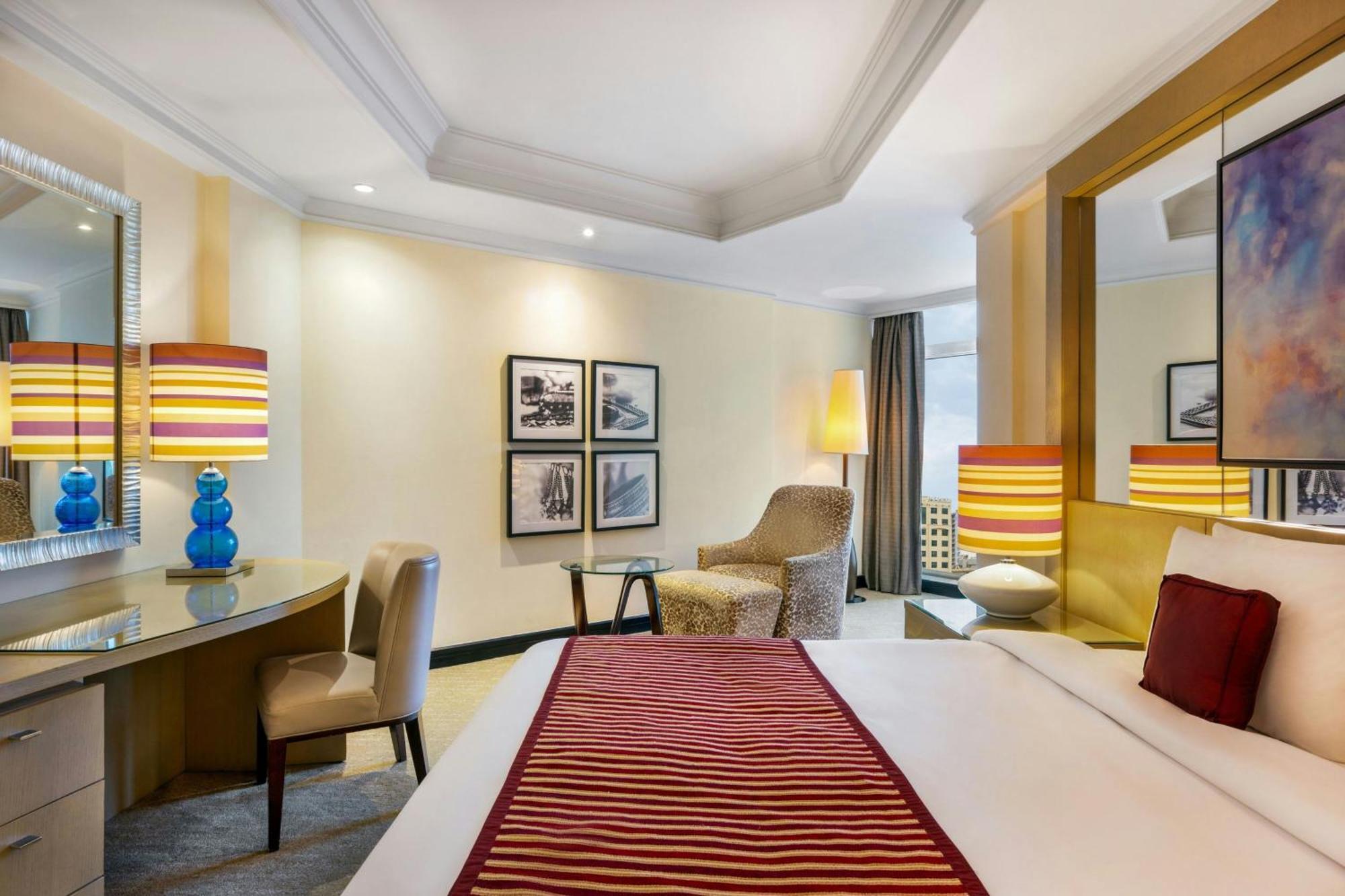 Hotel Gulf Bahrain Convention And Manama