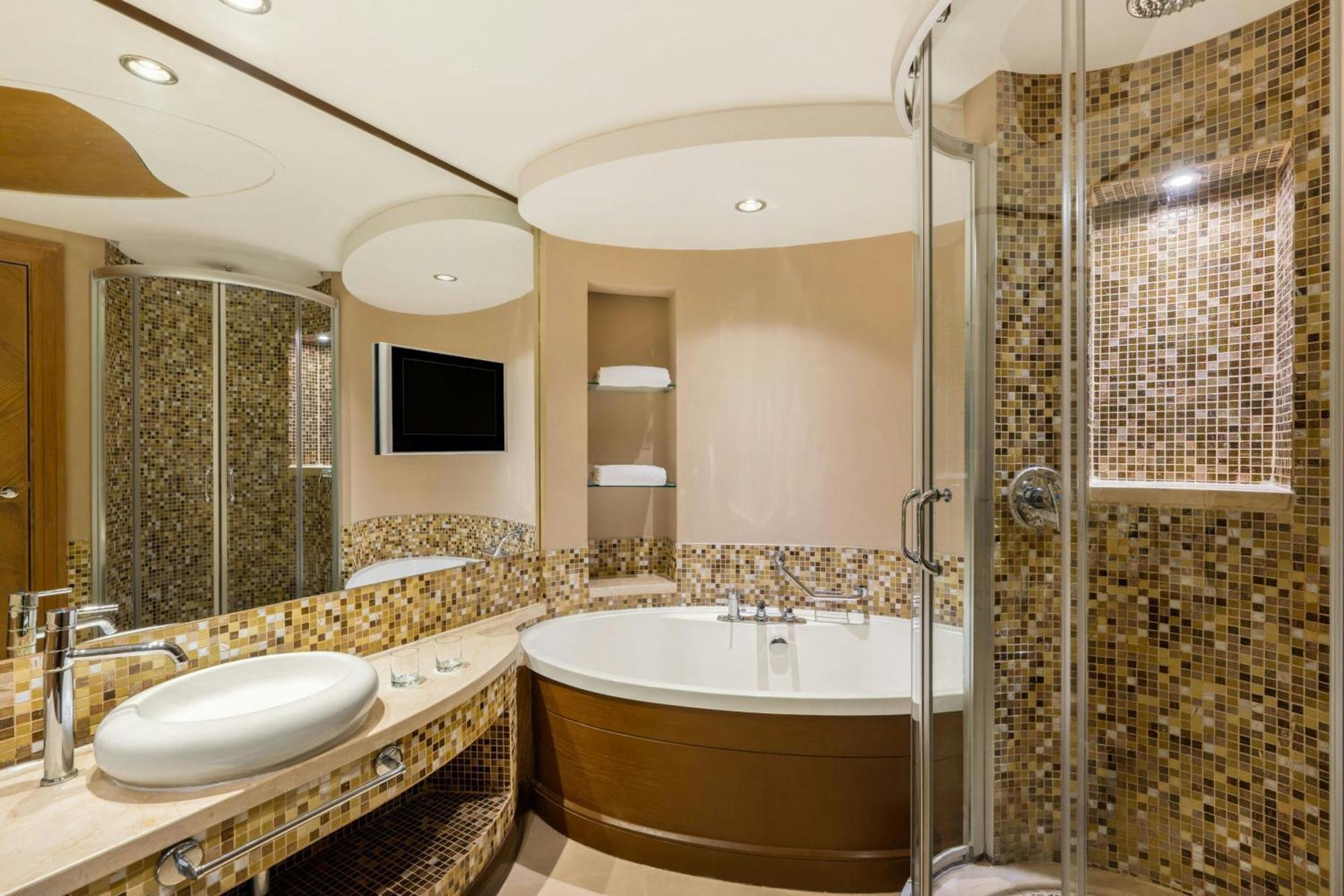Hotel Gulf Bahrain Convention And